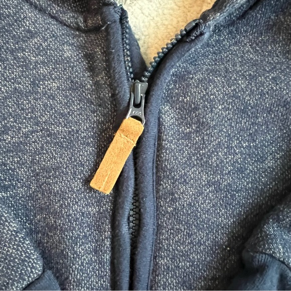 Carter’s Cozy Hooded One-Piece, Size 12 Months - Picture 3 of 6